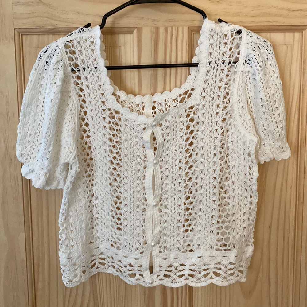Korean Delicate white short sweater button down